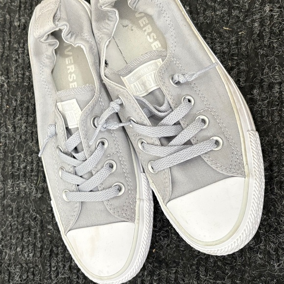 Converse shoes - Picture 1 of 4